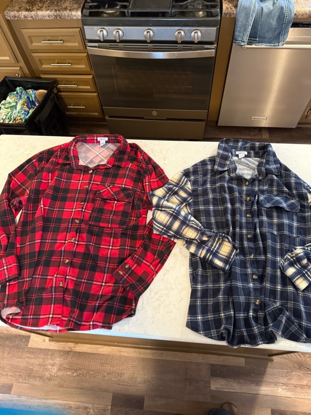 Lot of 2 Rue 21 Red & Black + Blue and Cream Plaid Flannel Shirts NWOT/Ultrasoft